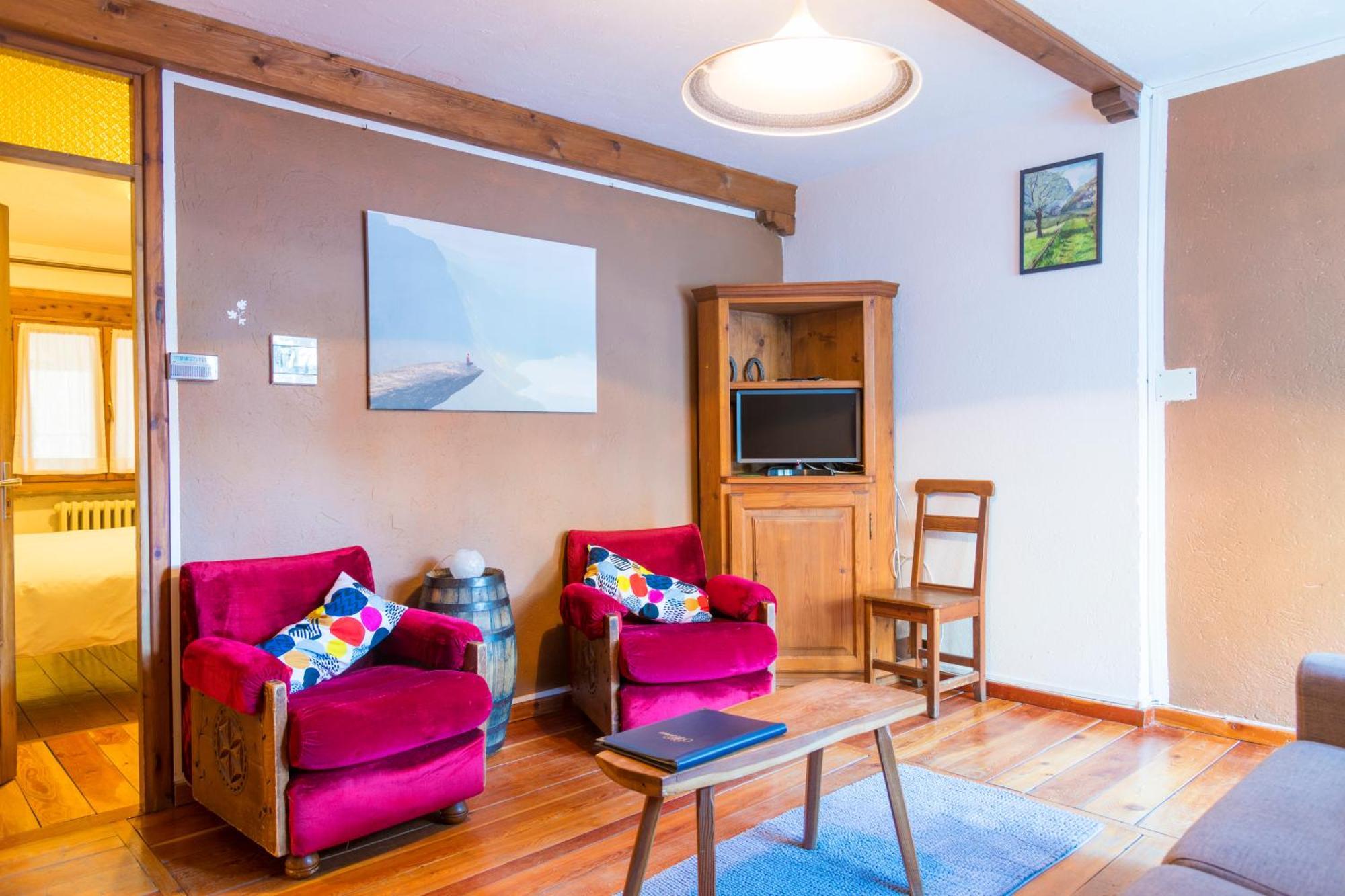 La Placette - Albergo Diffuso E Trattoria Usseaux Exterior foto